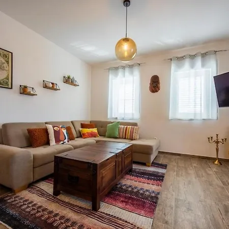 With Parking Space Kastel Gomilica, - 22589